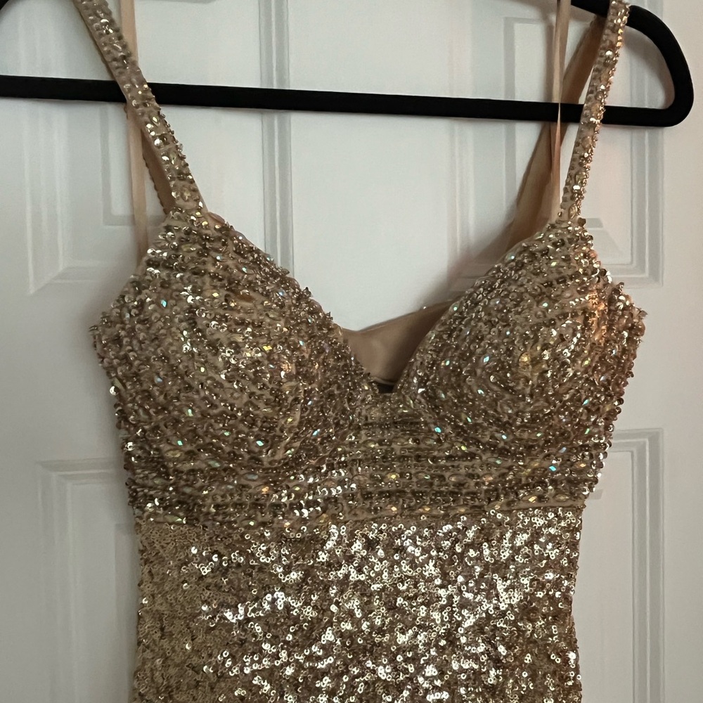 La Femme Gold Sequin Dress - Picture 4 of 5